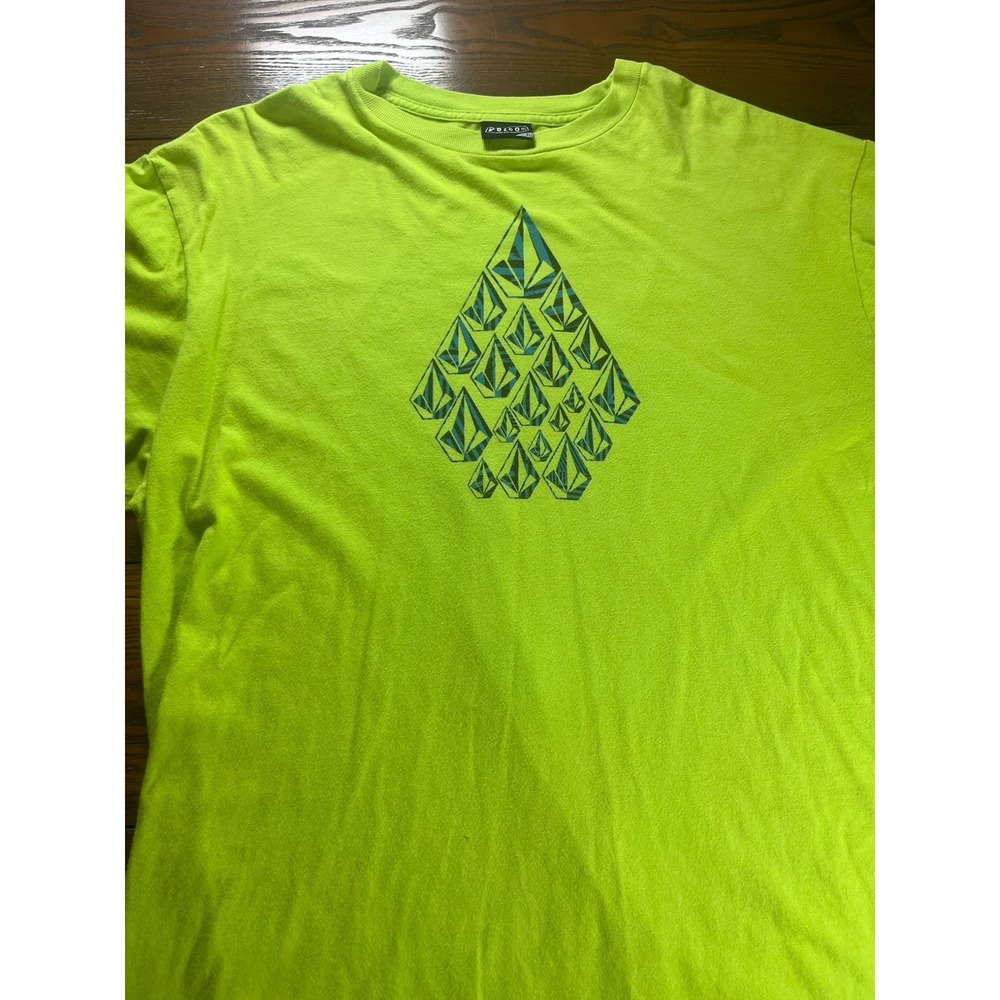 Vintage Y2K Volcom Graphic Logo Print T-Shirt Neon Green Skater Tee Size XL